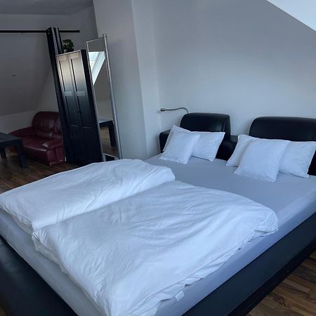 Luxurioeses Zimmer 10Min Zum Universitaet 카셀 외부 사진
