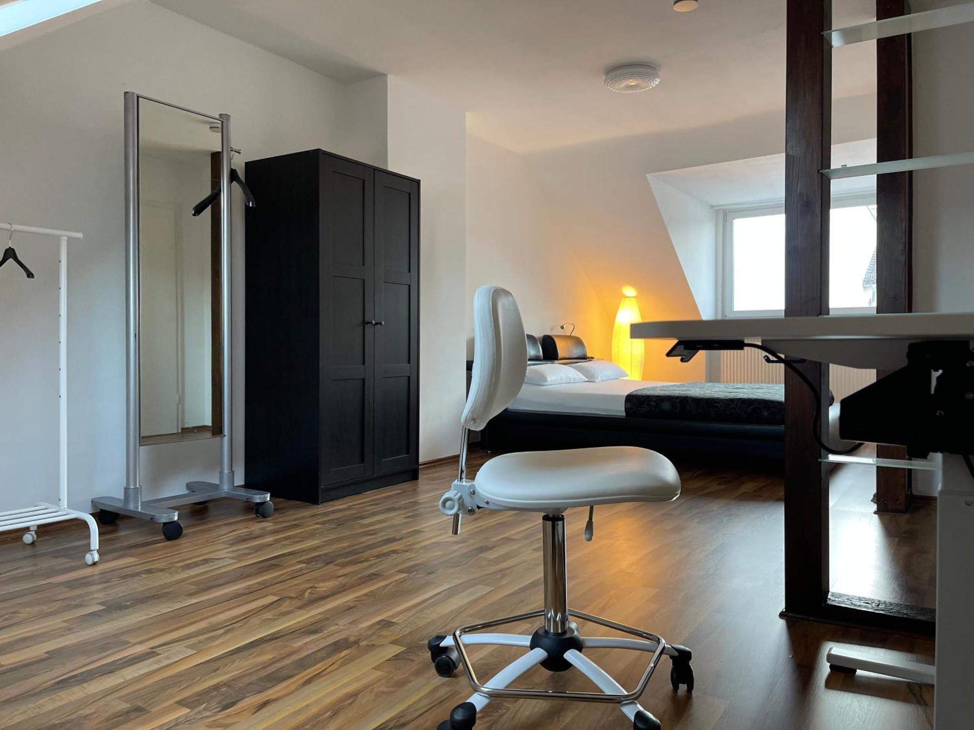 Luxurioeses Zimmer 10Min Zum Universitaet 카셀 외부 사진