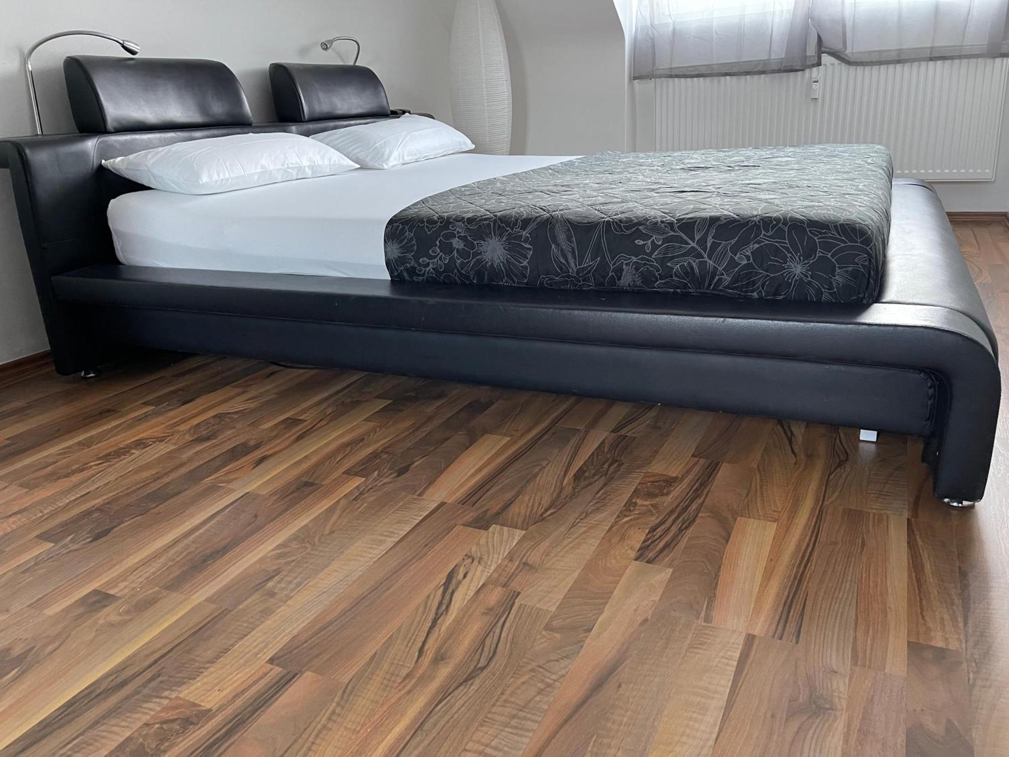 Luxurioeses Zimmer 10Min Zum Universitaet 카셀 외부 사진