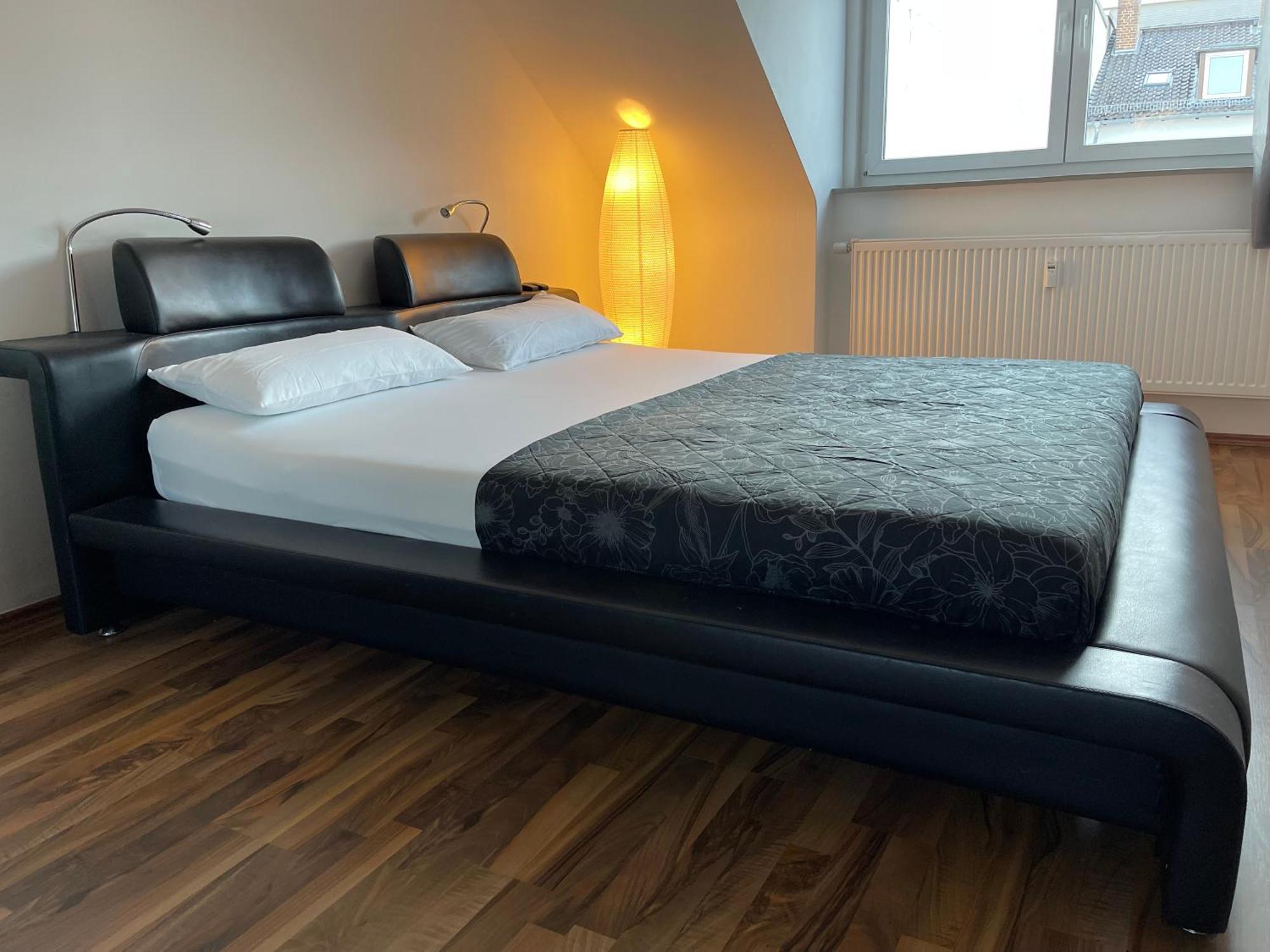 Luxurioeses Zimmer 10Min Zum Universitaet 카셀 외부 사진