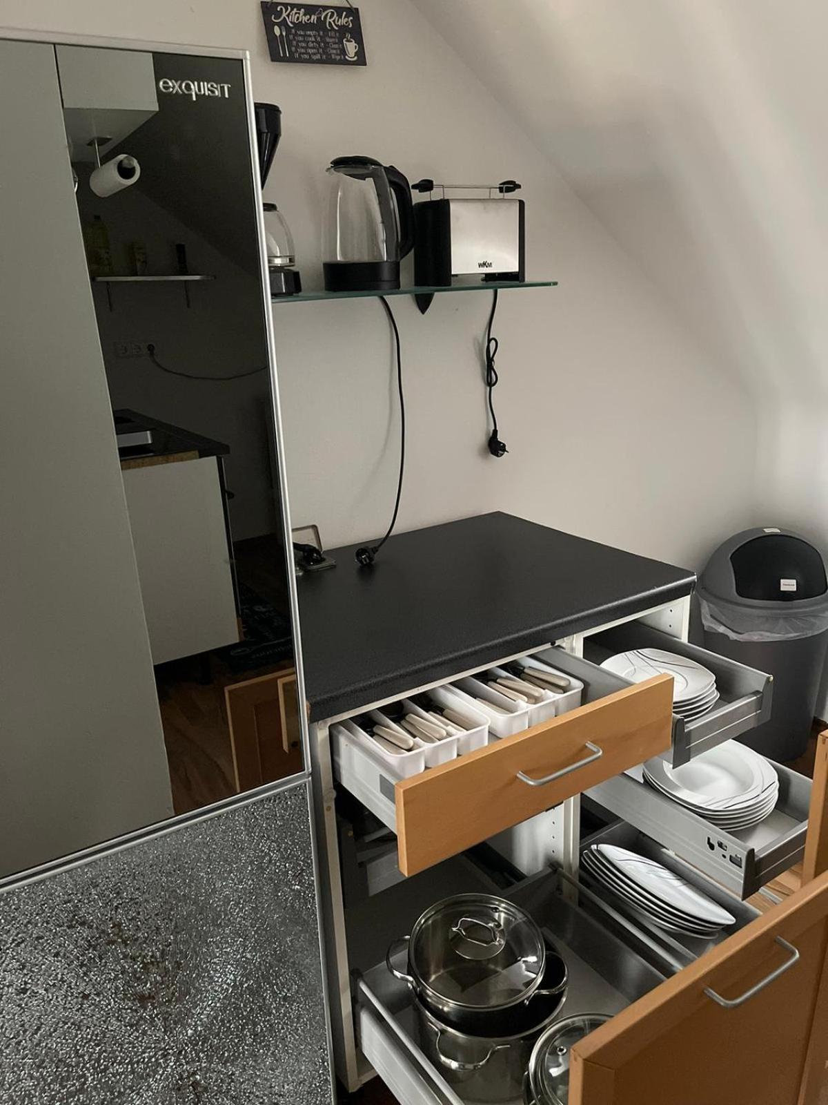 Luxurioeses Zimmer 10Min Zum Universitaet 카셀 외부 사진