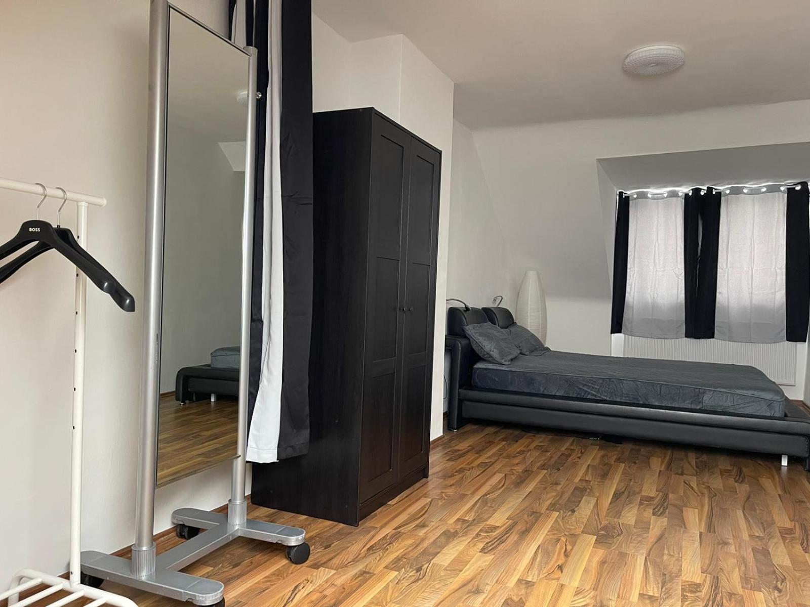 Luxurioeses Zimmer 10Min Zum Universitaet 카셀 외부 사진