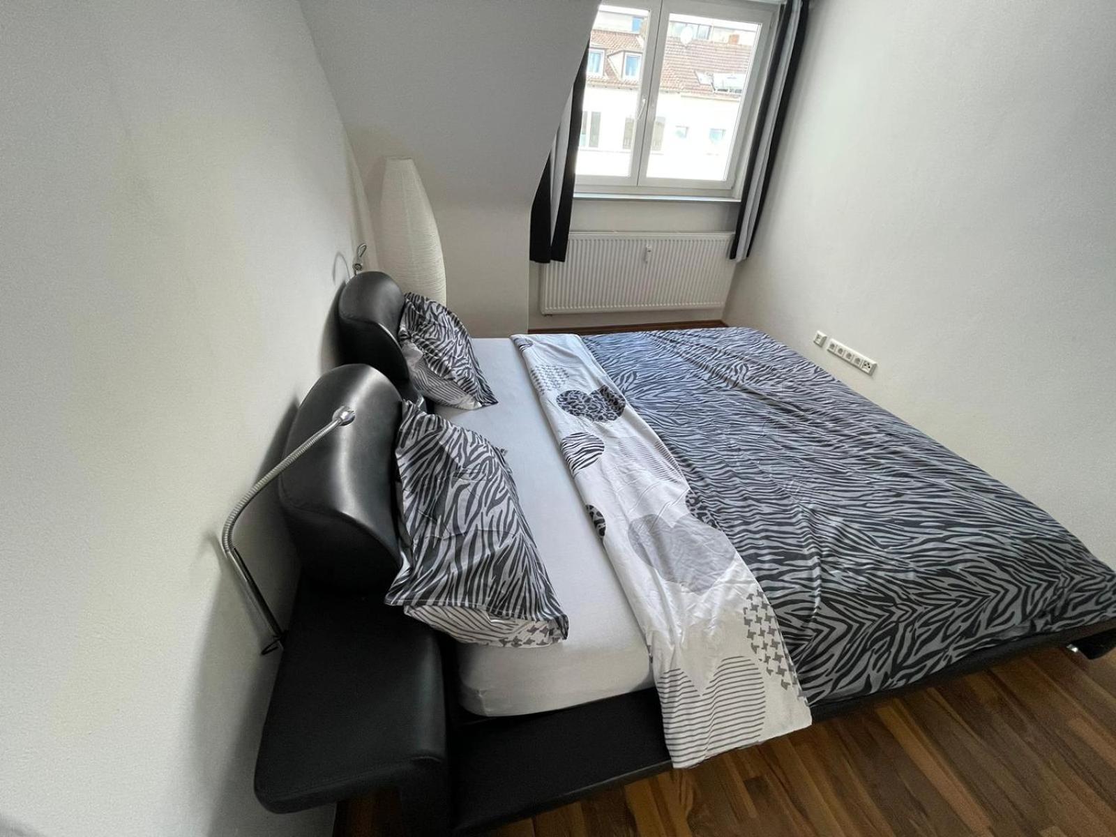 Luxurioeses Zimmer 10Min Zum Universitaet 카셀 외부 사진