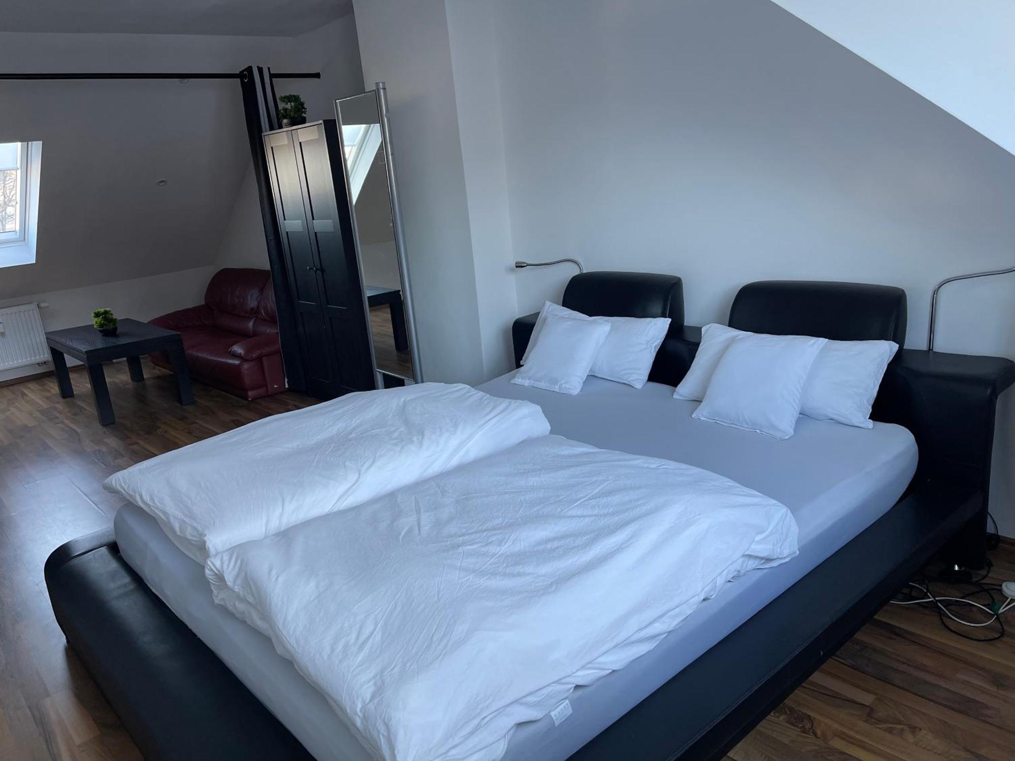Luxurioeses Zimmer 10Min Zum Universitaet 카셀 외부 사진